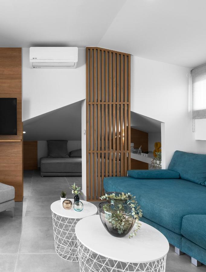 Pola'S Loft Apartment Ierissós Ngoại thất bức ảnh