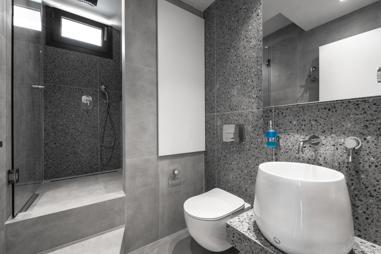 Pola'S Loft Apartment Ierissós Ngoại thất bức ảnh